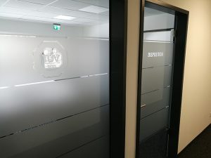 Beklebungen für TÜV Süd, S&S Werbung, Regensburg, Folierung